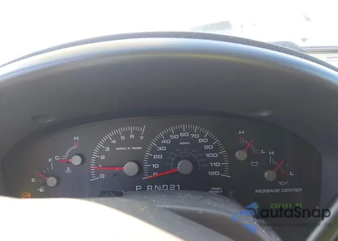 2004 Ford Expedition Xlt z USA, uszkodzony, nr VIN 1FMPU16W94LB44764